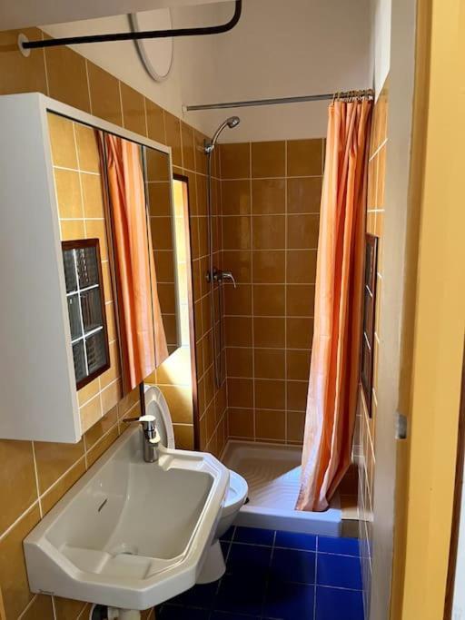 Studio Cv - Calme, Clair Avec Terrasse Montpellier Exterior photo